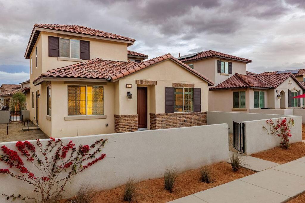 Near Coachella And Stagecoach Palm Springs , Pga Resort Villa ,Golf, Community Pool, Gym La Quinta Exterior photo