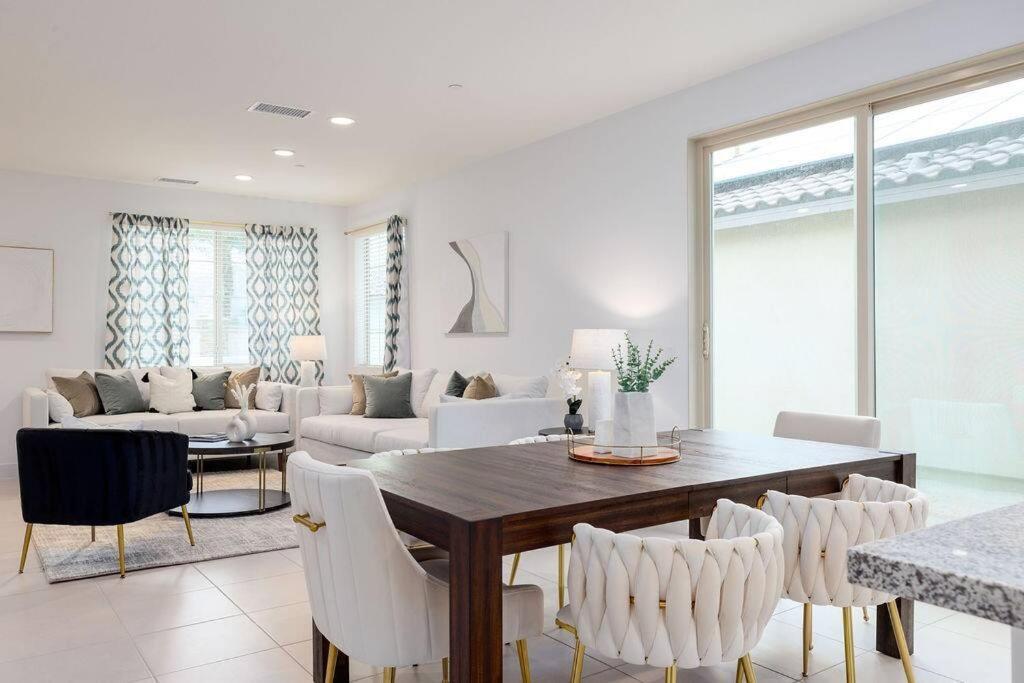 Near Coachella And Stagecoach Palm Springs , Pga Resort Villa ,Golf, Community Pool, Gym La Quinta Exterior photo