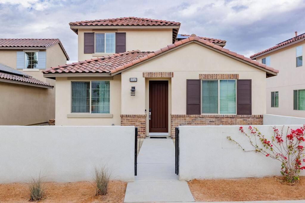 Near Coachella And Stagecoach Palm Springs , Pga Resort Villa ,Golf, Community Pool, Gym La Quinta Exterior photo