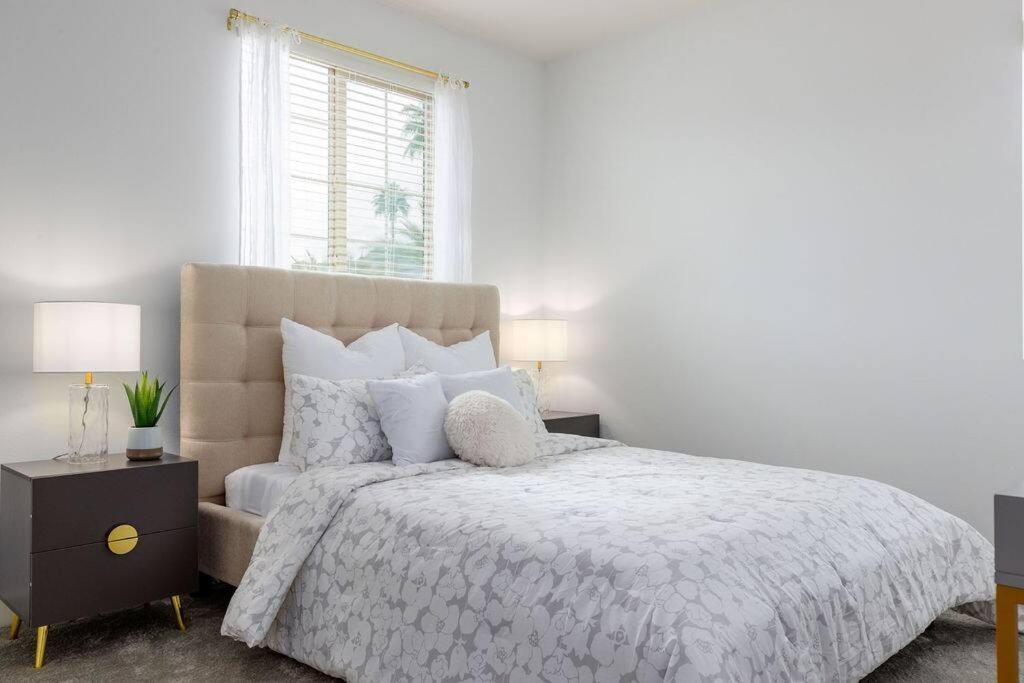 Near Coachella And Stagecoach Palm Springs , Pga Resort Villa ,Golf, Community Pool, Gym La Quinta Exterior photo