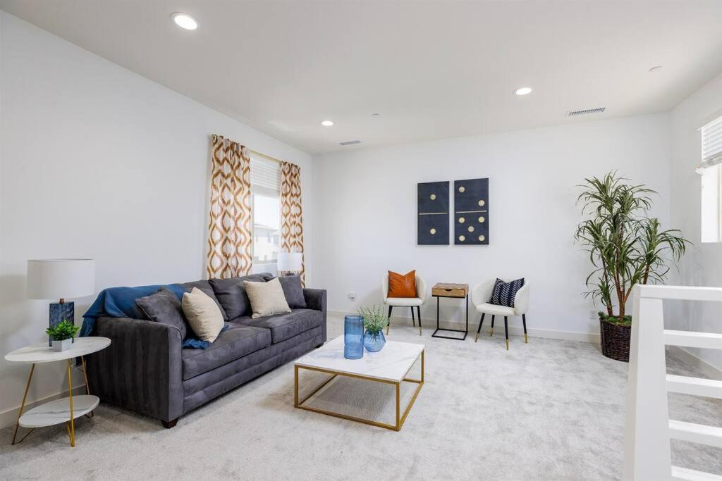 Near Coachella And Stagecoach Palm Springs , Pga Resort Villa ,Golf, Community Pool, Gym La Quinta Exterior photo